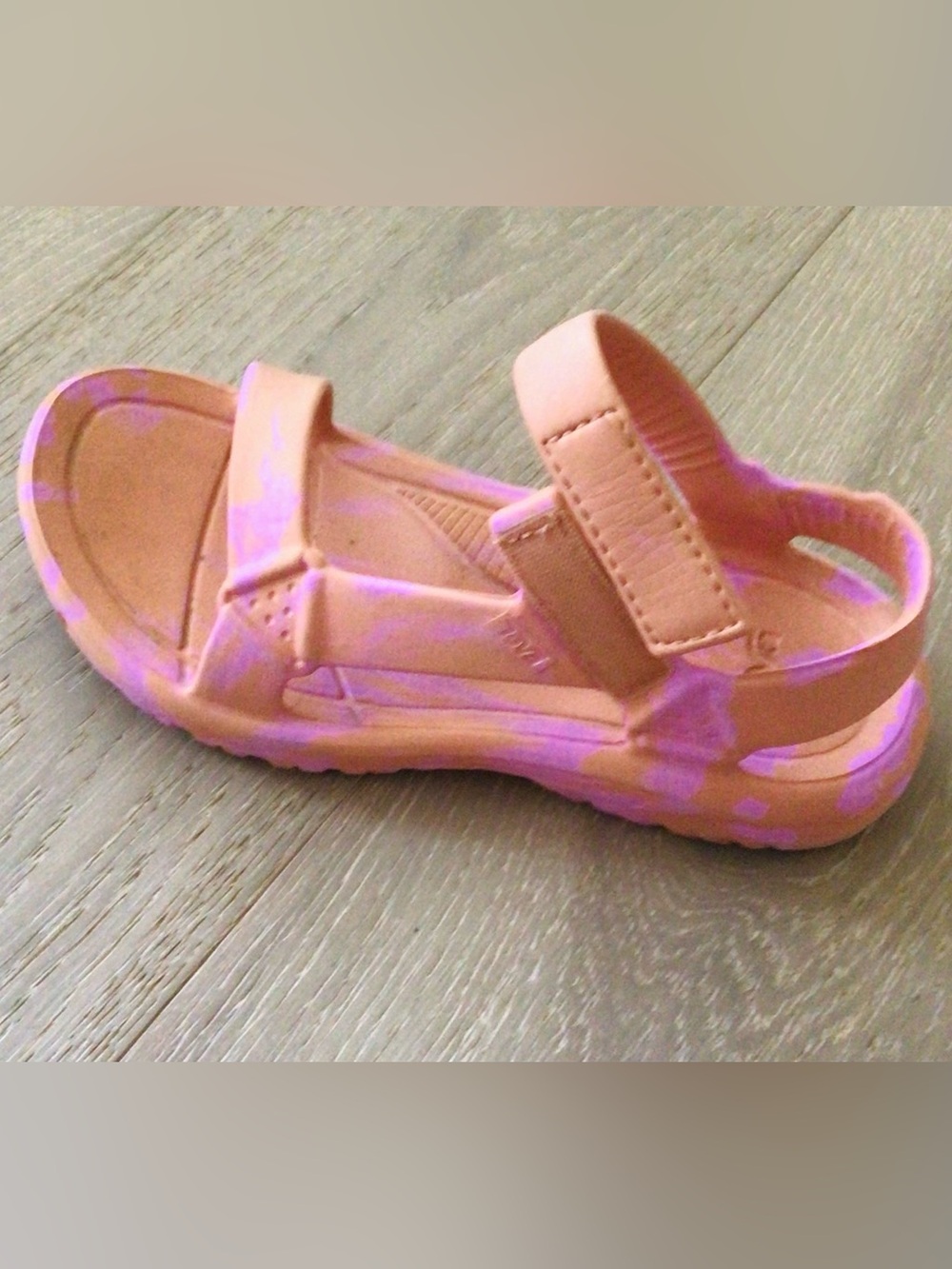 Women’s Teva Sport Sandals in Light Peach Sz 8 - Comfortable Adjustable Straps - Picture 2 of 4